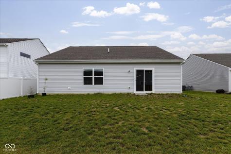 1484 Littleleaf Drive Sheridan IN 46069
