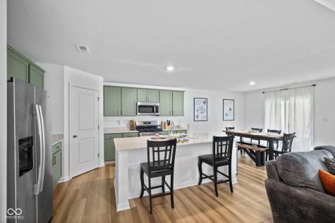 6302 Meadow Path Way Indianapolis IN 46259
