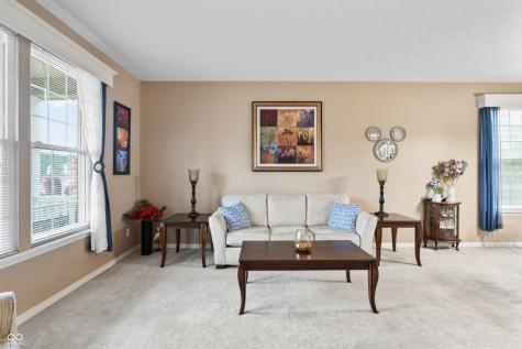 6902 Ashland Pointe Drive Indianapolis IN 46237