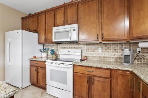 6902 Ashland Pointe Drive Indianapolis IN 46237