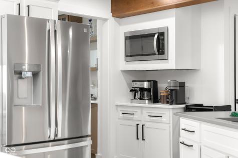 882 Box Turtle Court Columbus IN 47201