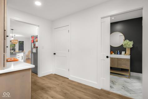 882 Box Turtle Court Columbus IN 47201