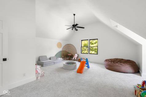 882 Box Turtle Court Columbus IN 47201