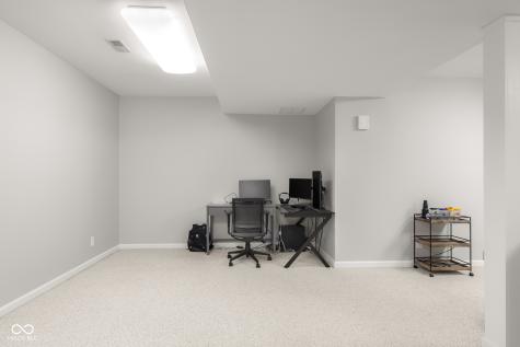 882 Box Turtle Court Columbus IN 47201