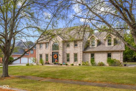 882 Box Turtle Court Columbus IN 47201