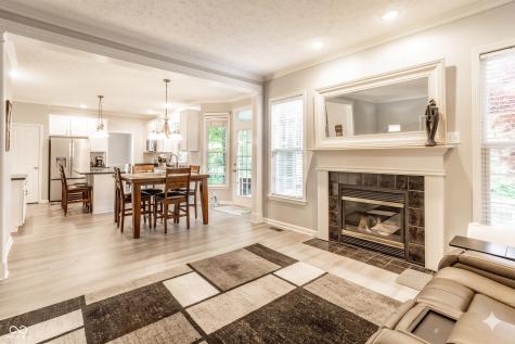 6557 Yorkshire Circle Zionsville IN 46077