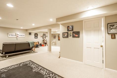 6557 Yorkshire Circle Zionsville IN 46077