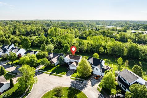 6557 Yorkshire Circle Zionsville IN 46077