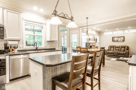6557 Yorkshire Circle Zionsville IN 46077
