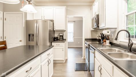 6557 Yorkshire Circle Zionsville IN 46077