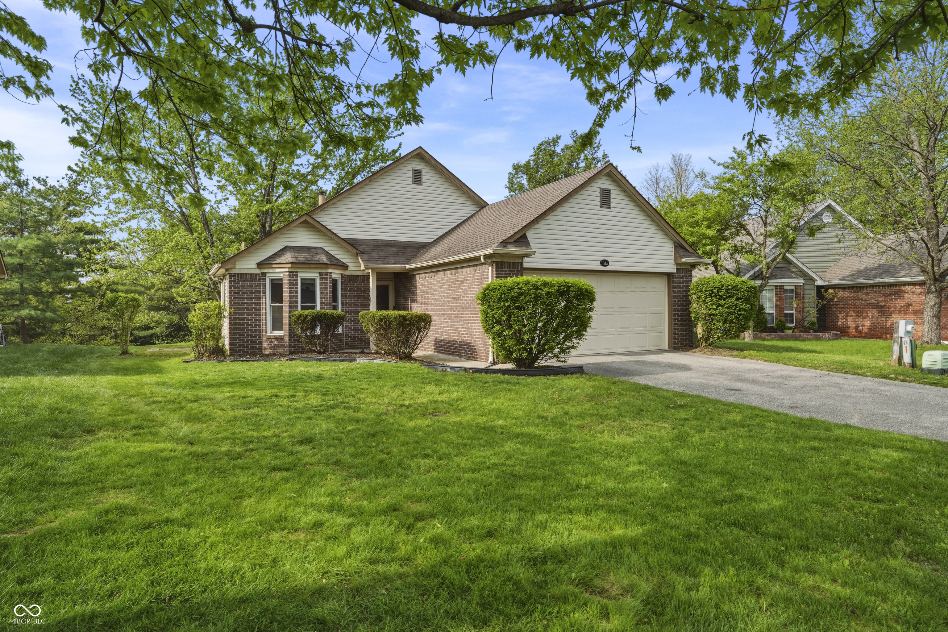 7615 Trophy Club Drive S Indianapolis IN 46214