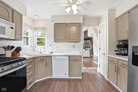 7615 Trophy Club Drive S Indianapolis IN 46214
