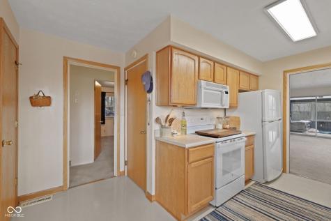 9045 E 86th Street Indianapolis IN 46256