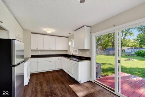 725 Howard Road Greenwood IN 46142