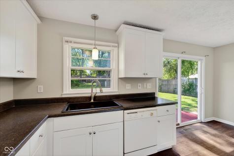 725 Howard Road Greenwood IN 46142