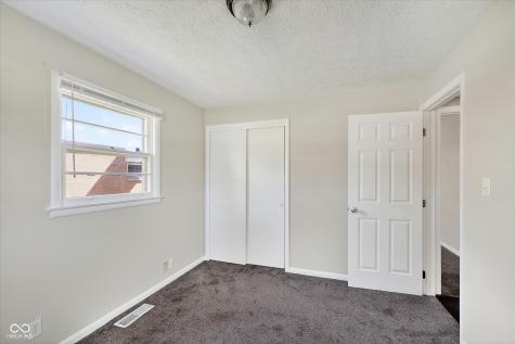 725 Howard Road Greenwood IN 46142