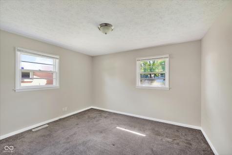 725 Howard Road Greenwood IN 46142