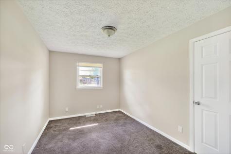 725 Howard Road Greenwood IN 46142
