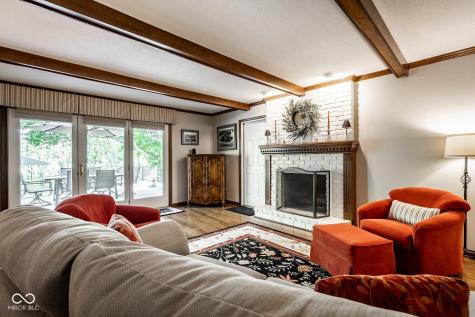 12222 Castle Court Carmel IN 46033