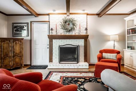 12222 Castle Court Carmel IN 46033