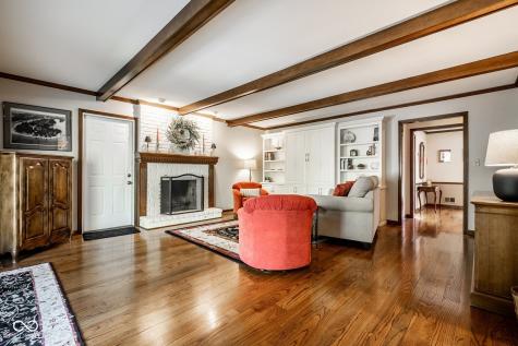 12222 Castle Court Carmel IN 46033