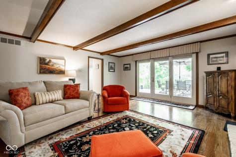 12222 Castle Court Carmel IN 46033