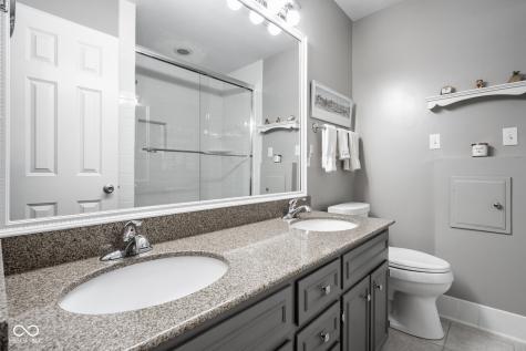 12222 Castle Court Carmel IN 46033