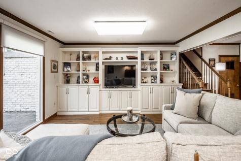 12222 Castle Court Carmel IN 46033