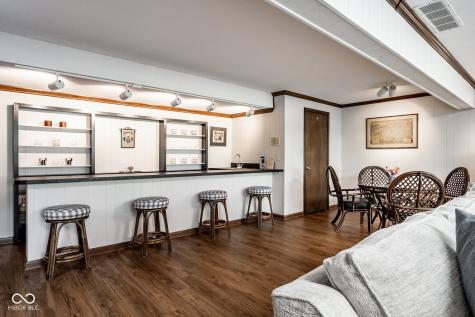 12222 Castle Court Carmel IN 46033