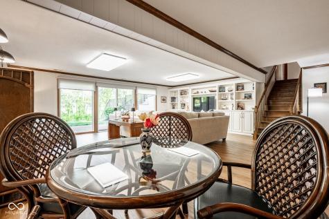 12222 Castle Court Carmel IN 46033