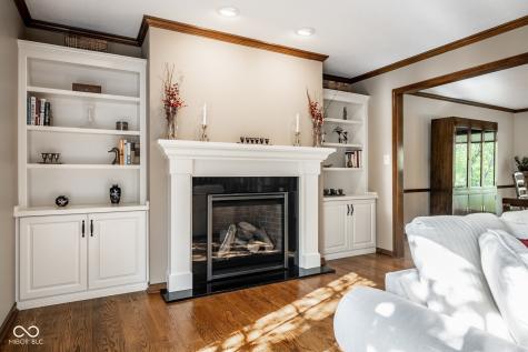 12222 Castle Court Carmel IN 46033