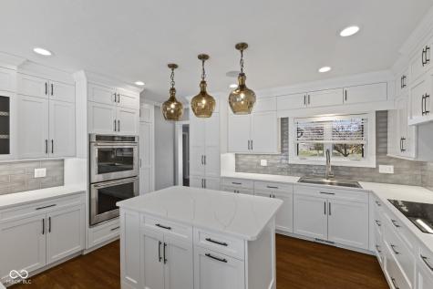 5715 Winterwind Lane Indianapolis IN 46237