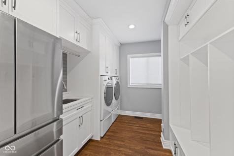 5715 Winterwind Lane Indianapolis IN 46237
