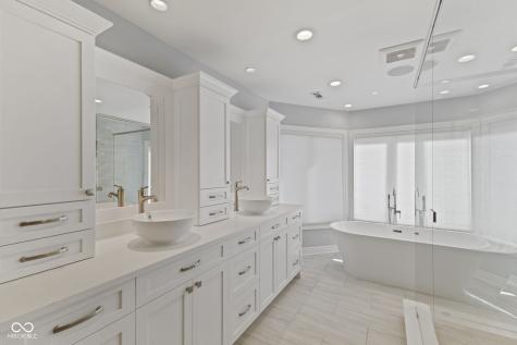 5715 Winterwind Lane Indianapolis IN 46237