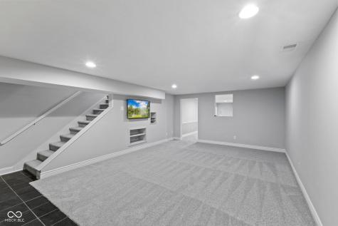5715 Winterwind Lane Indianapolis IN 46237