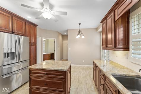 1638 Foxmere Way Greenwood IN 46142