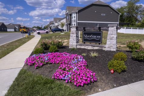10333 Crystal Coop Lane Indianapolis IN 46235