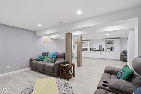1841 Versailles Drive Greenwood IN 46143