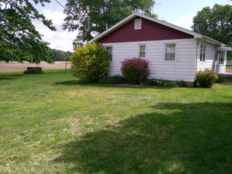 4770 W 450 S Columbus IN 47201