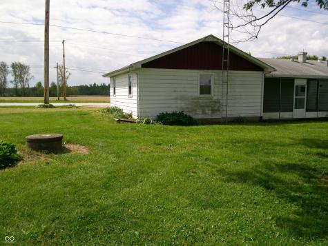 4770 W 450 S Columbus IN 47201