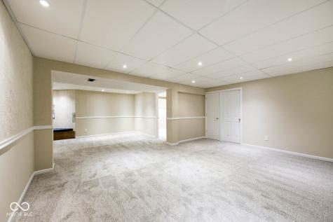 1093 Springwater Drive Greenwood IN 46143