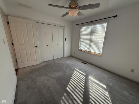 5202 E Harvard Court Columbus IN 47203