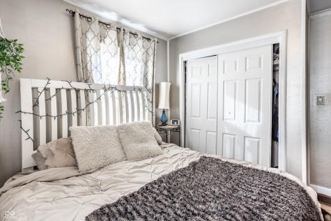 4907 Young Avenue Indianapolis IN 46201