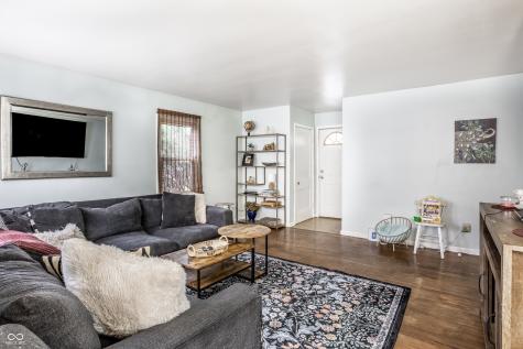 4907 Young Avenue Indianapolis IN 46201