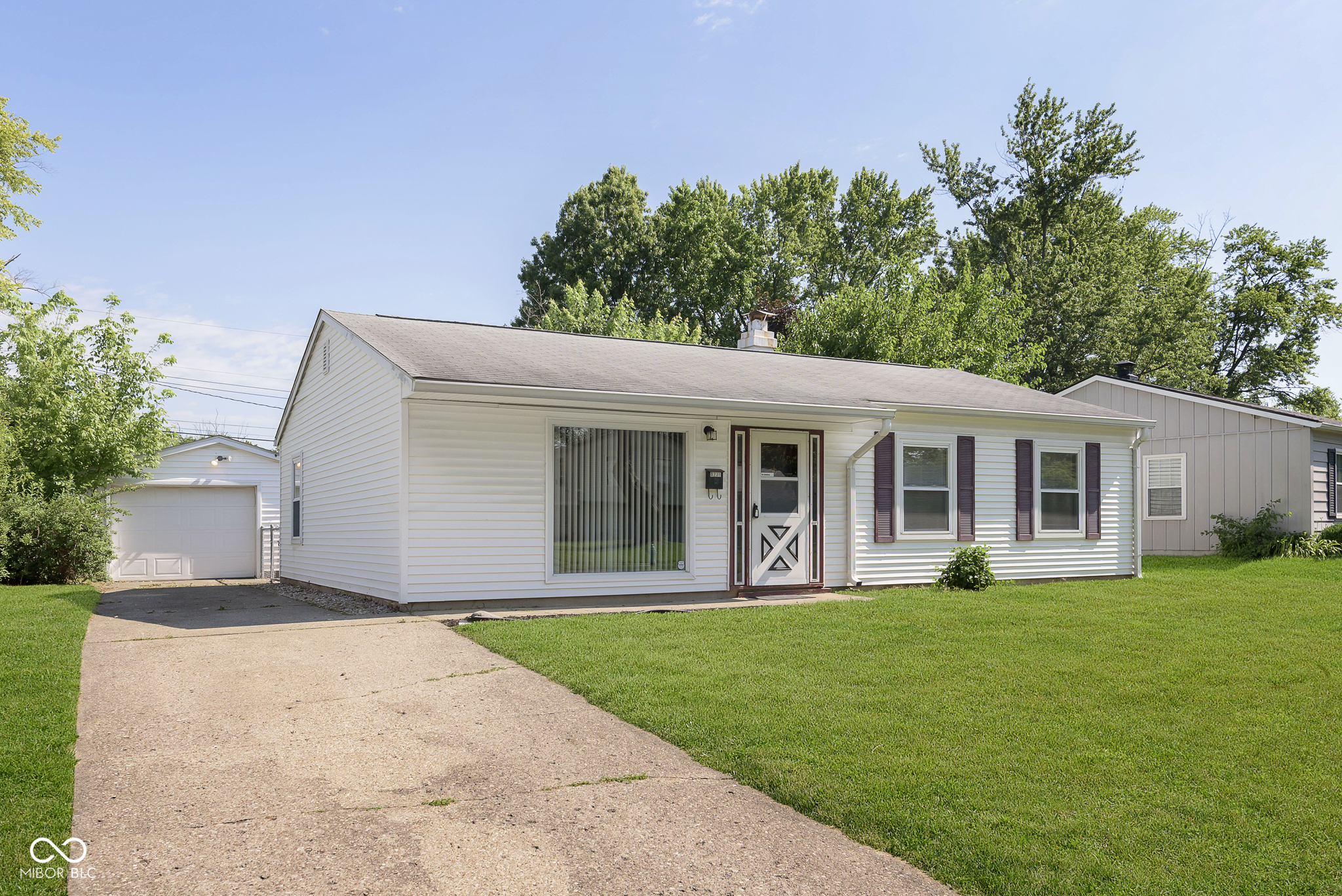8238 Crousore Road Indianapolis IN 46219