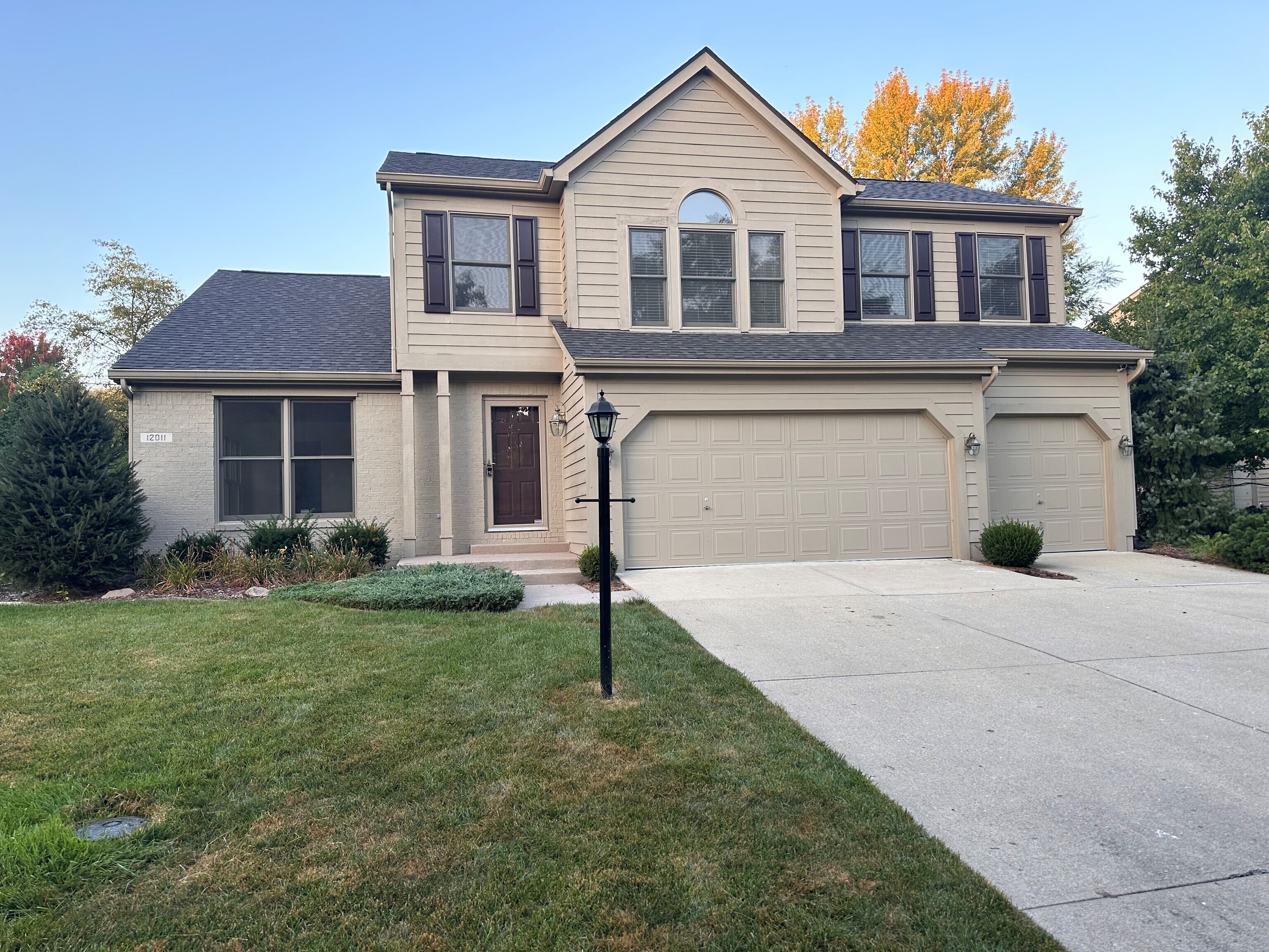 12011 Glen Cove Drive Indianapolis IN 46236