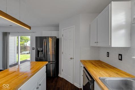 550 Jayson Circle Westfield IN 46074