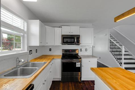 550 Jayson Circle Westfield IN 46074