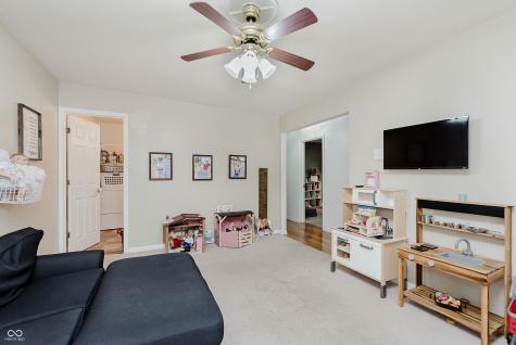 9105 W Lone Beech Drive Muncie IN 47304