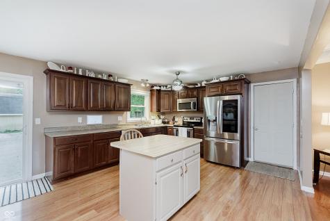 9105 W Lone Beech Drive Muncie IN 47304